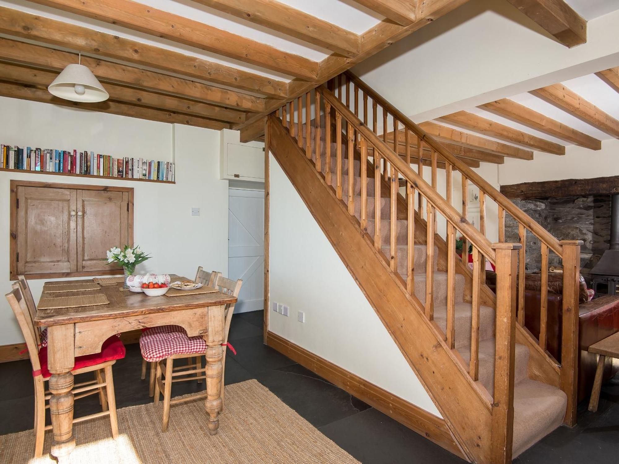 Вилла Cefn Bach Capel Garmon Экстерьер фото